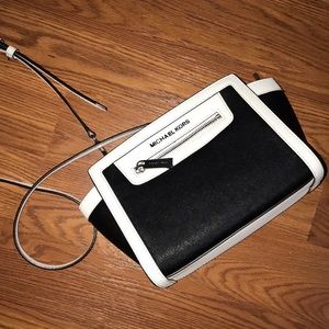 Michael Kors crossbody